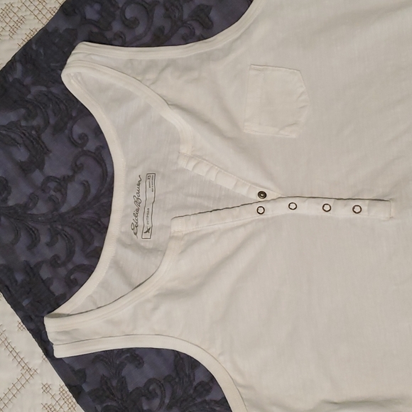 Eddie Bauer tank, soft cotton in white (xs) - Picture 2 of 4